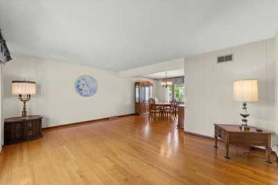 Home For Sale in Oak Lawn, Illinois