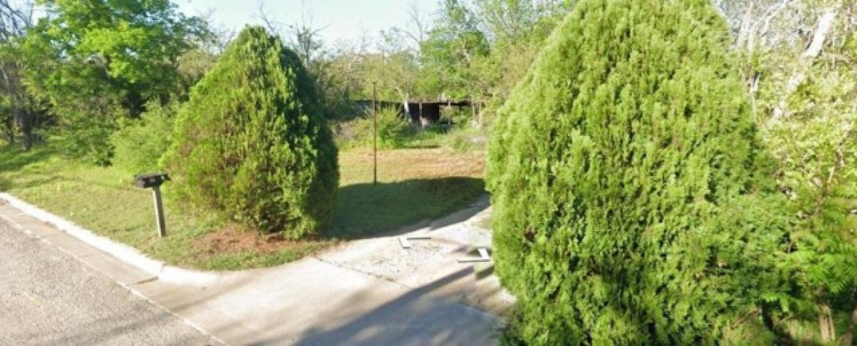 Picture of Residential Land For Sale in Weatherford, Texas, United States