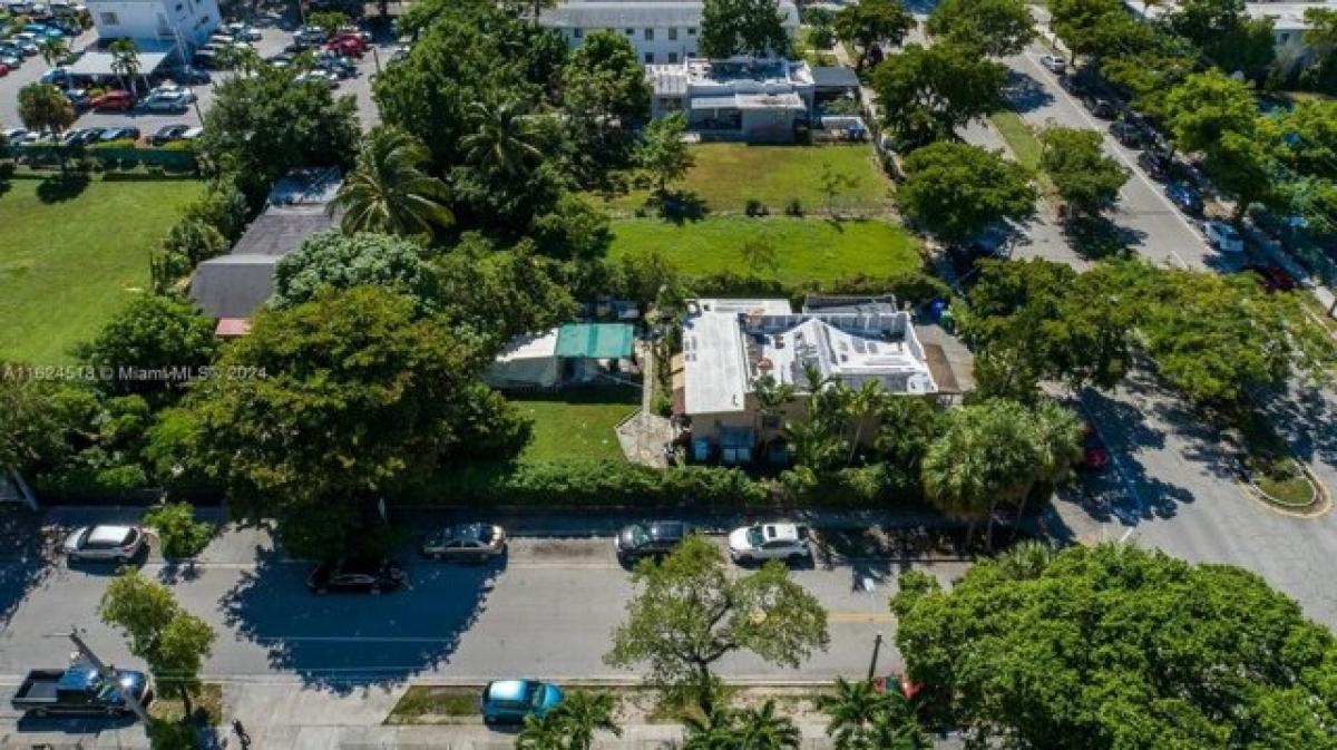 Picture of Residential Land For Sale in Miami, Florida, United States