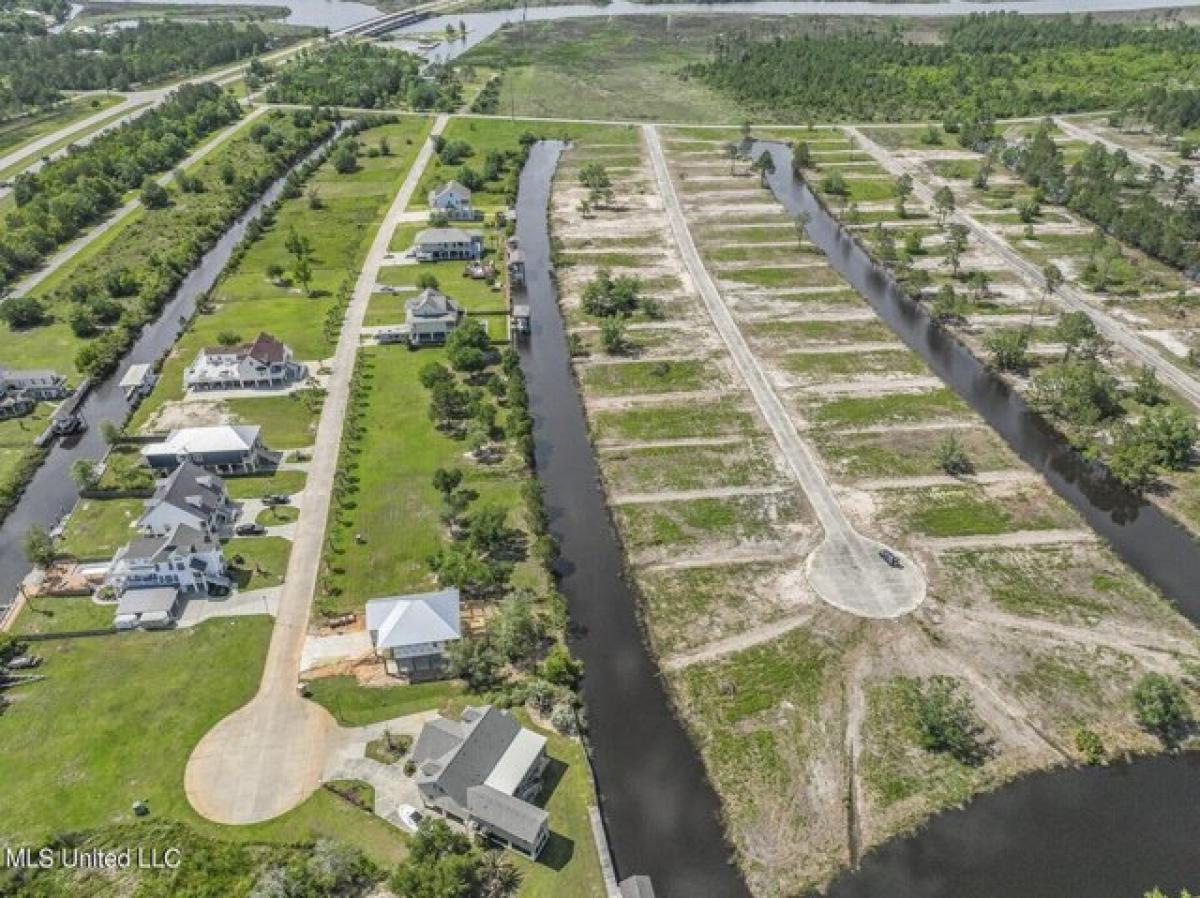 Picture of Residential Land For Sale in Bay Saint Louis, Mississippi, United States