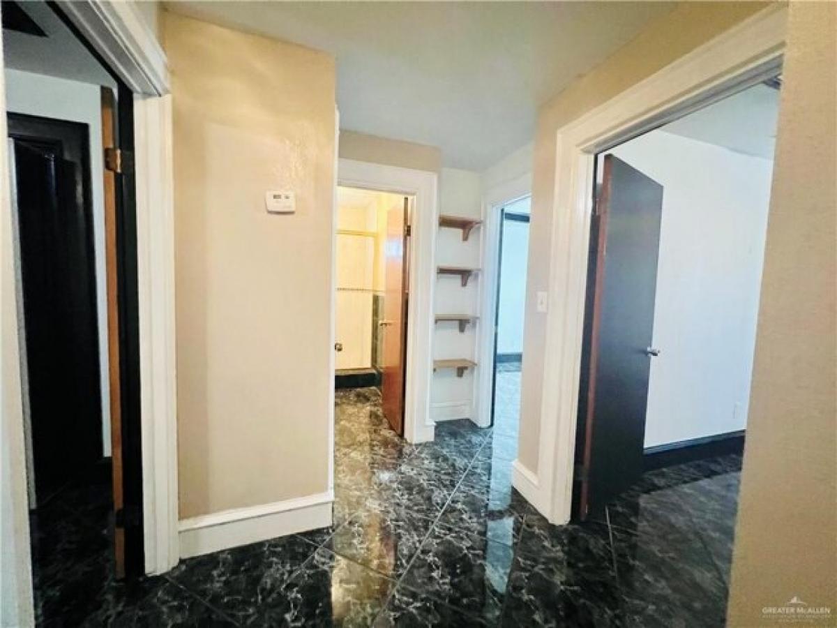 Picture of Home For Sale in Mission, Texas, United States