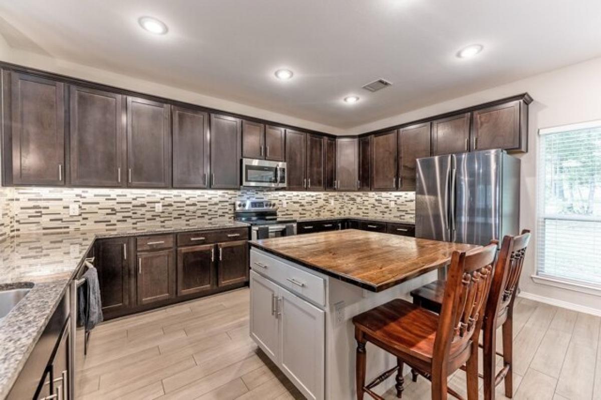 Picture of Home For Sale in Huntsville, Texas, United States