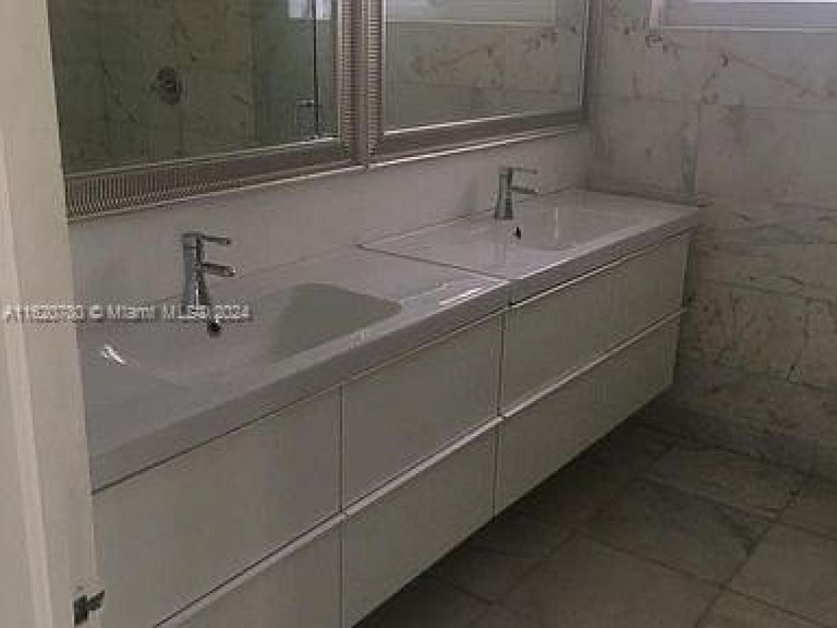 Picture of Apartment For Rent in Miami Beach, Florida, United States