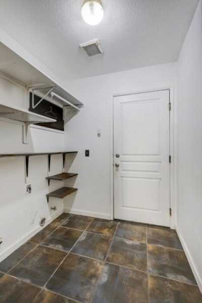 Home For Sale in Visalia, California