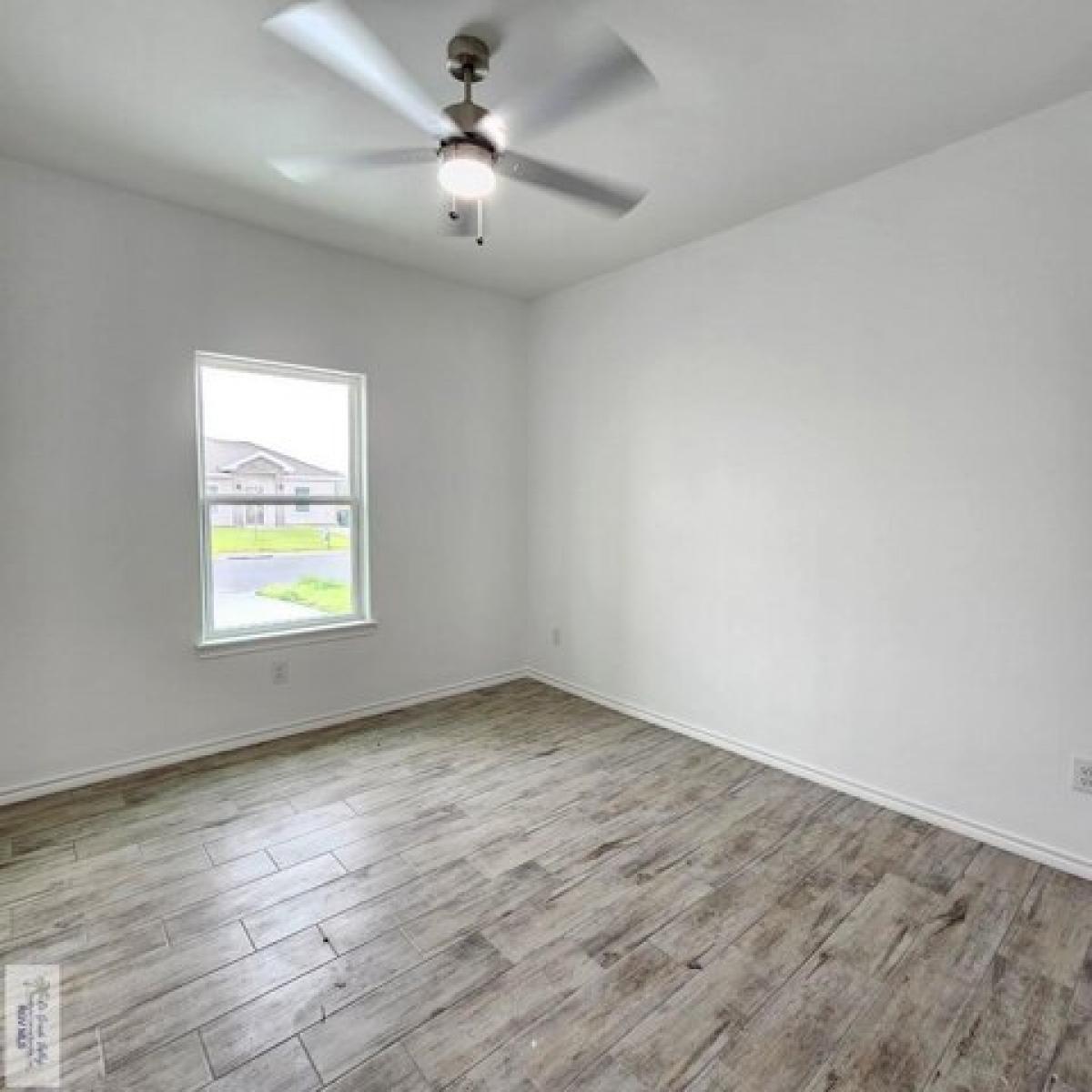 Picture of Home For Sale in La Feria, Texas, United States