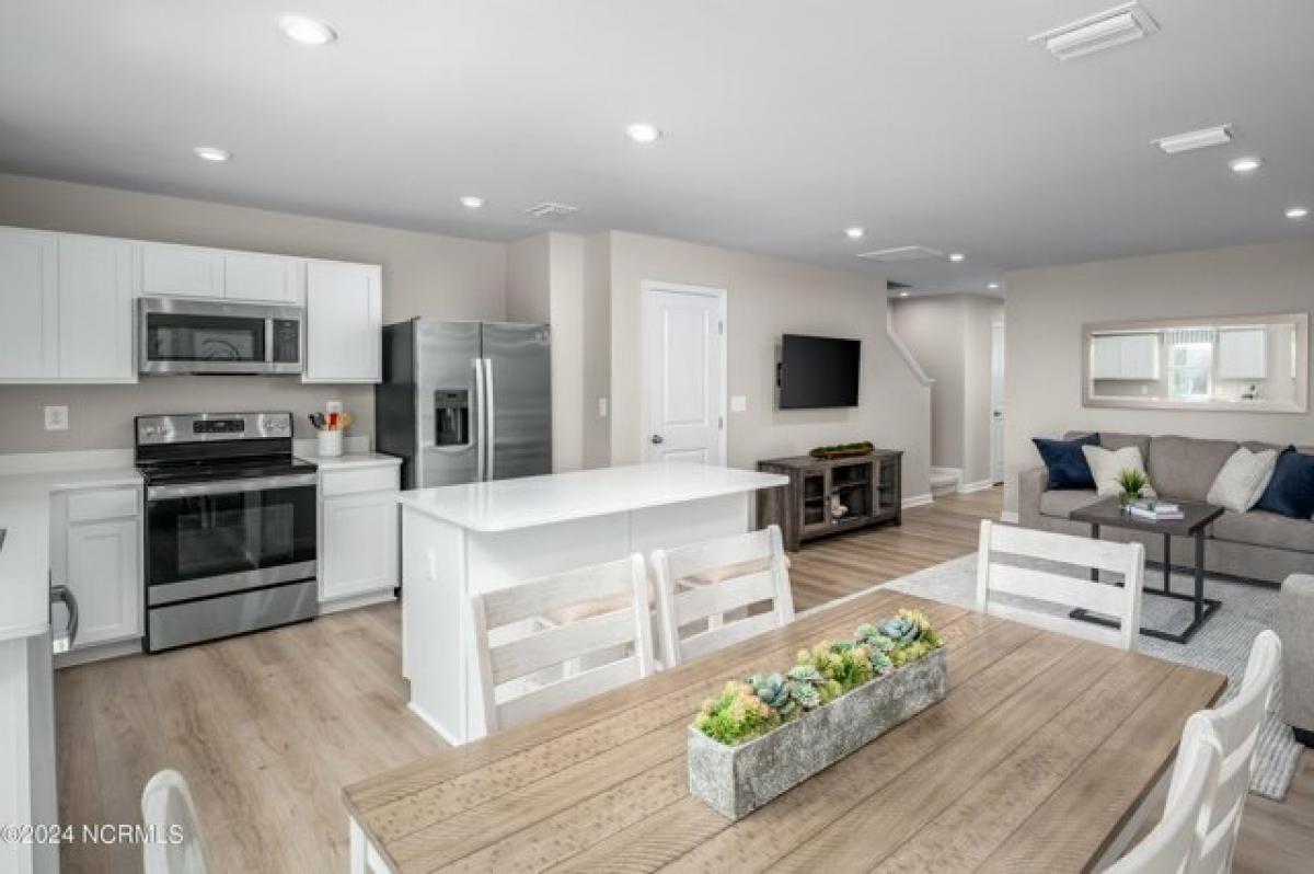 Picture of Home For Sale in Bolivia, North Carolina, United States