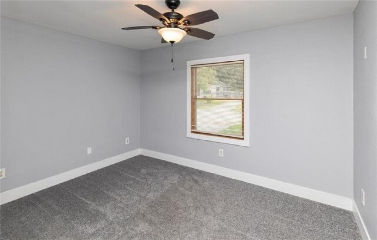 Picture of Home For Sale in Des Moines, Iowa, United States