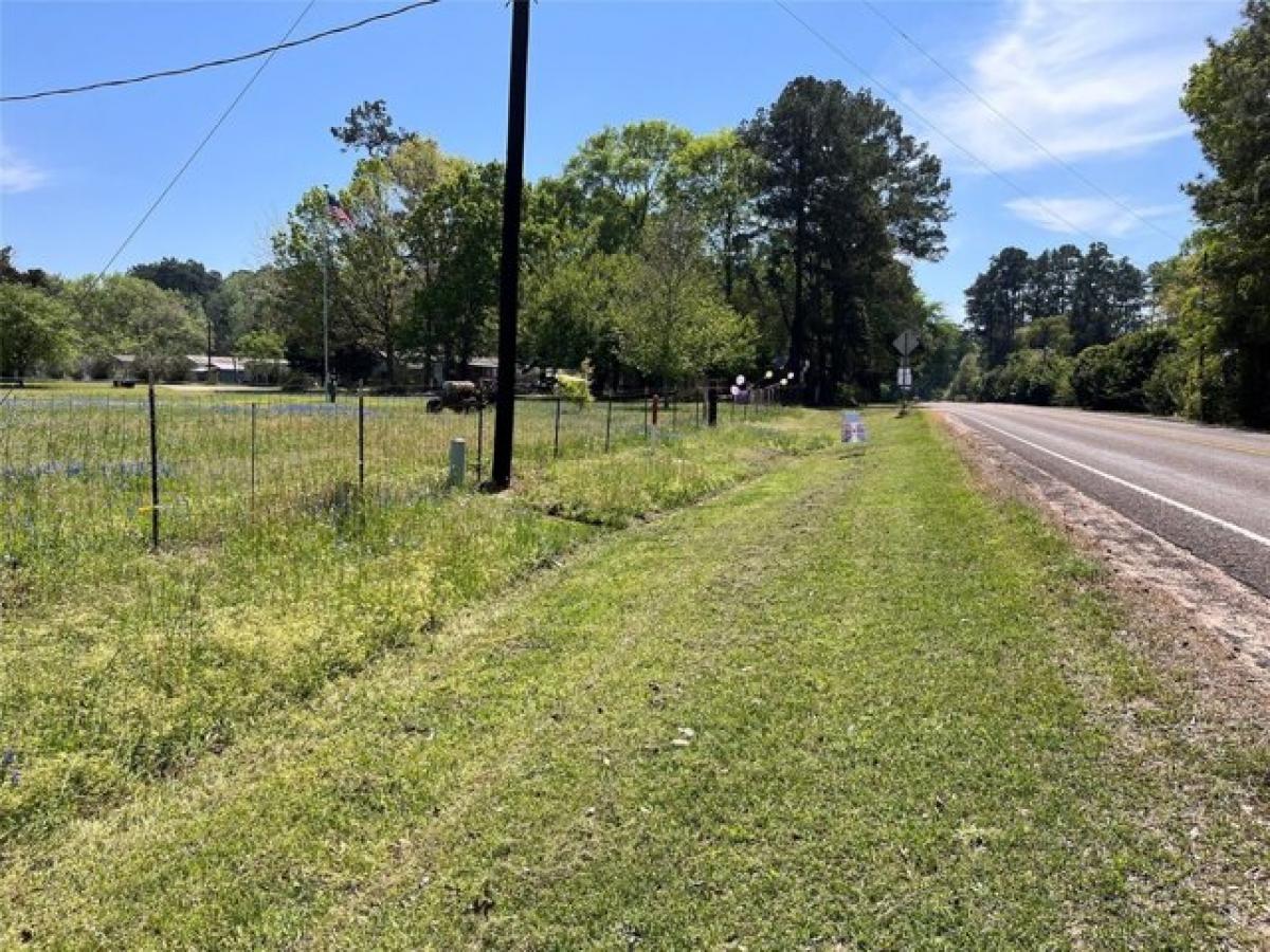 Picture of Residential Land For Sale in Cleveland, Texas, United States