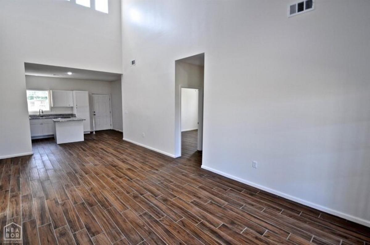 Picture of Home For Sale in Jonesboro, Arkansas, United States