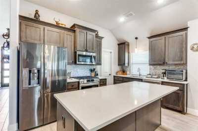 Home For Sale in Crowley, Texas