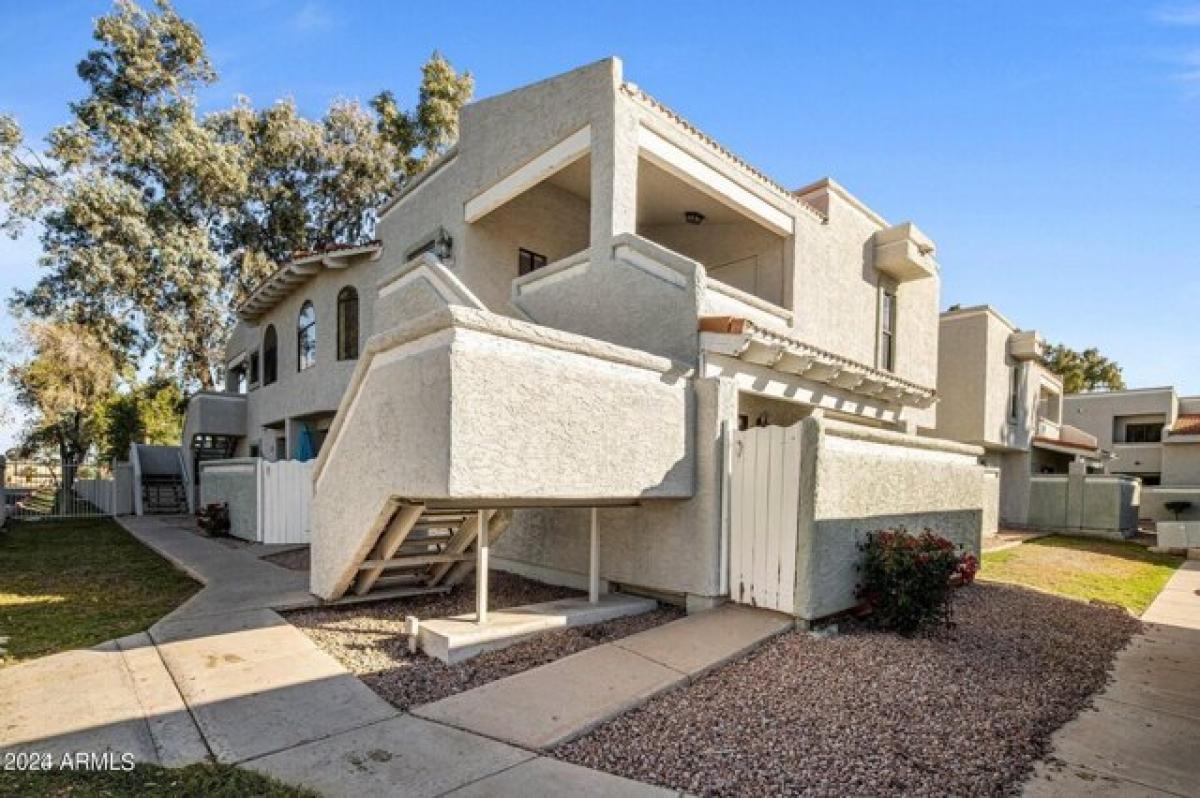 Picture of Home For Sale in Tempe, Arizona, United States