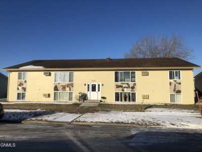 Home For Sale in Bismarck, North Dakota