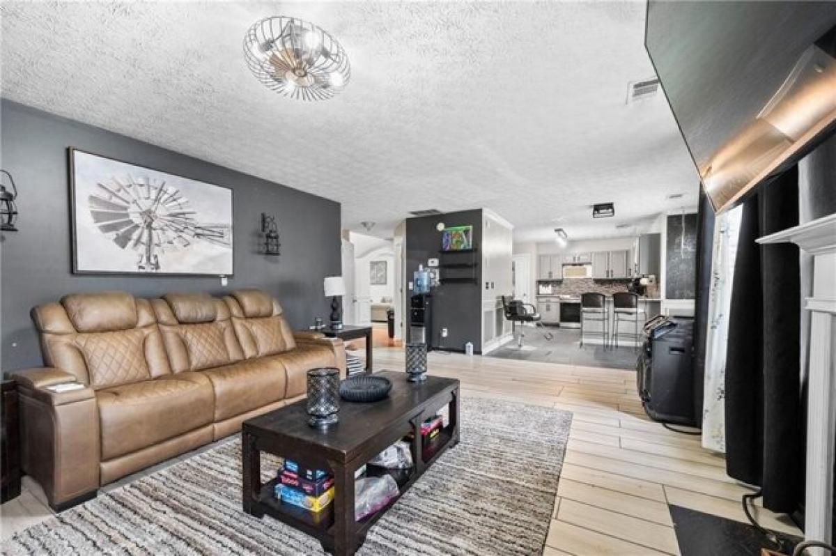 Picture of Home For Sale in Ellenwood, Georgia, United States