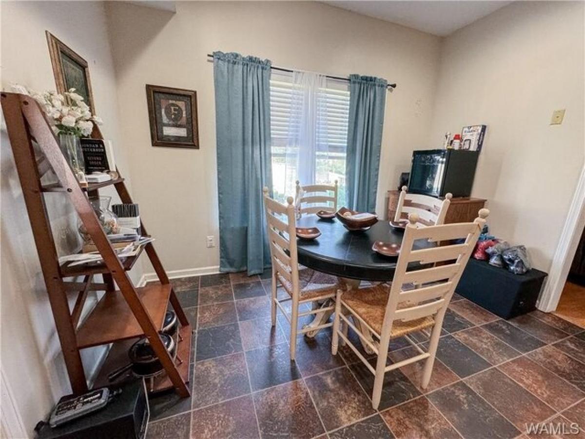 Picture of Home For Sale in Tuscaloosa, Alabama, United States