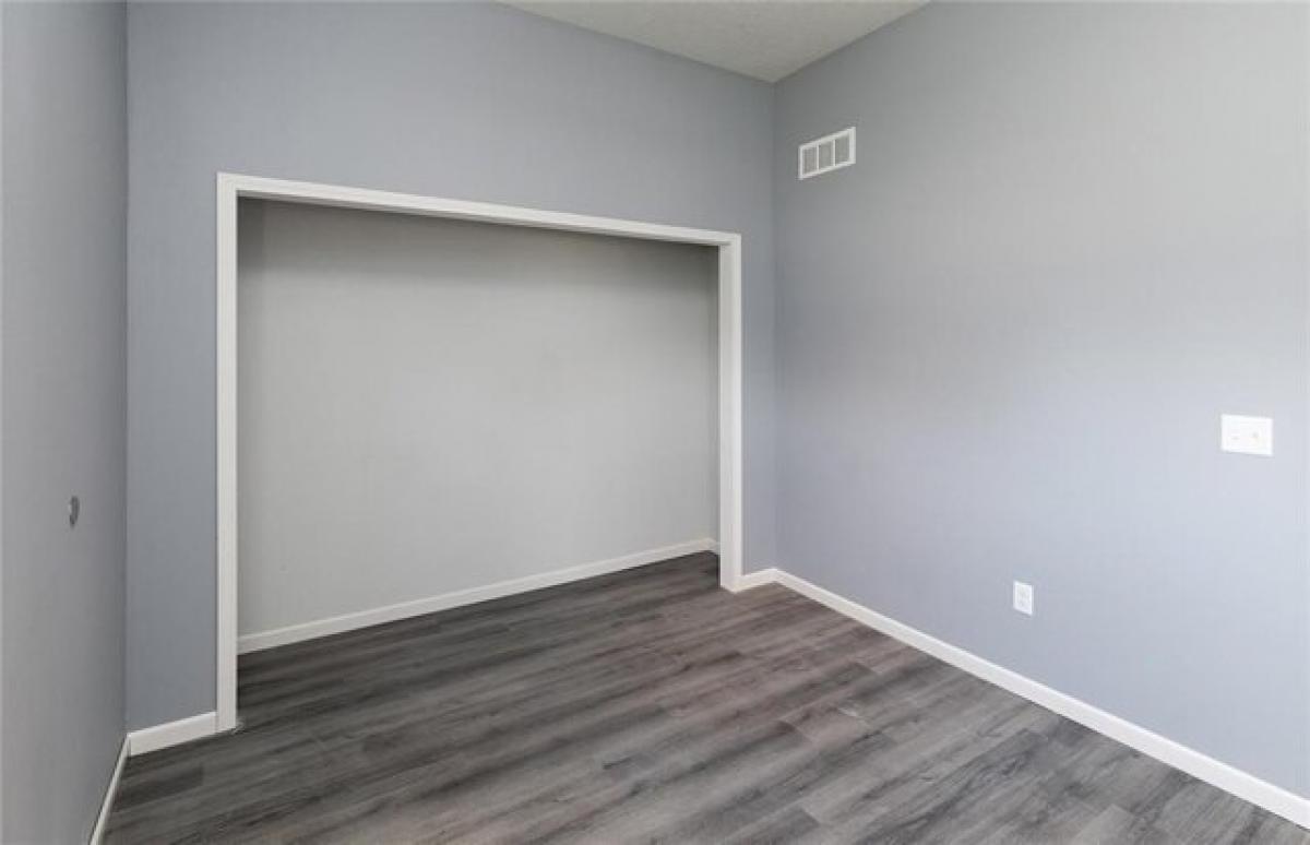 Picture of Home For Sale in Des Moines, Iowa, United States