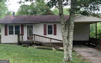 Home For Sale in East Ellijay, Georgia