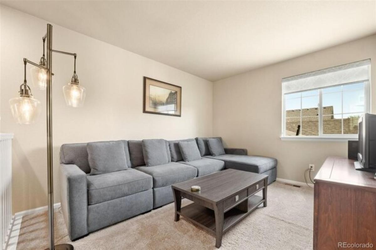 Picture of Home For Sale in Centennial, Colorado, United States