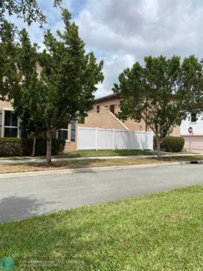 Apartment For Rent in Miami, Florida