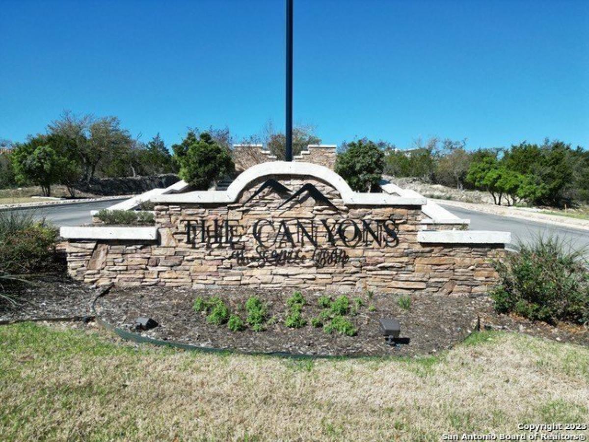 Picture of Residential Land For Sale in San Antonio, Texas, United States