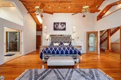 Home For Sale in Groveland, California