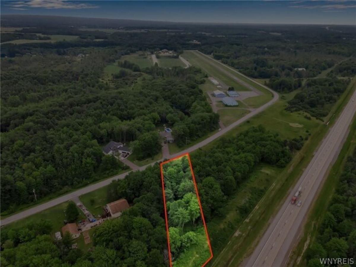 Picture of Residential Land For Sale in Hamburg, New York, United States