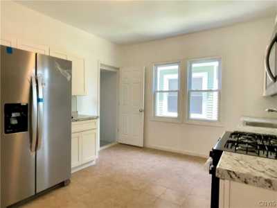 Home For Sale in Syracuse, New York