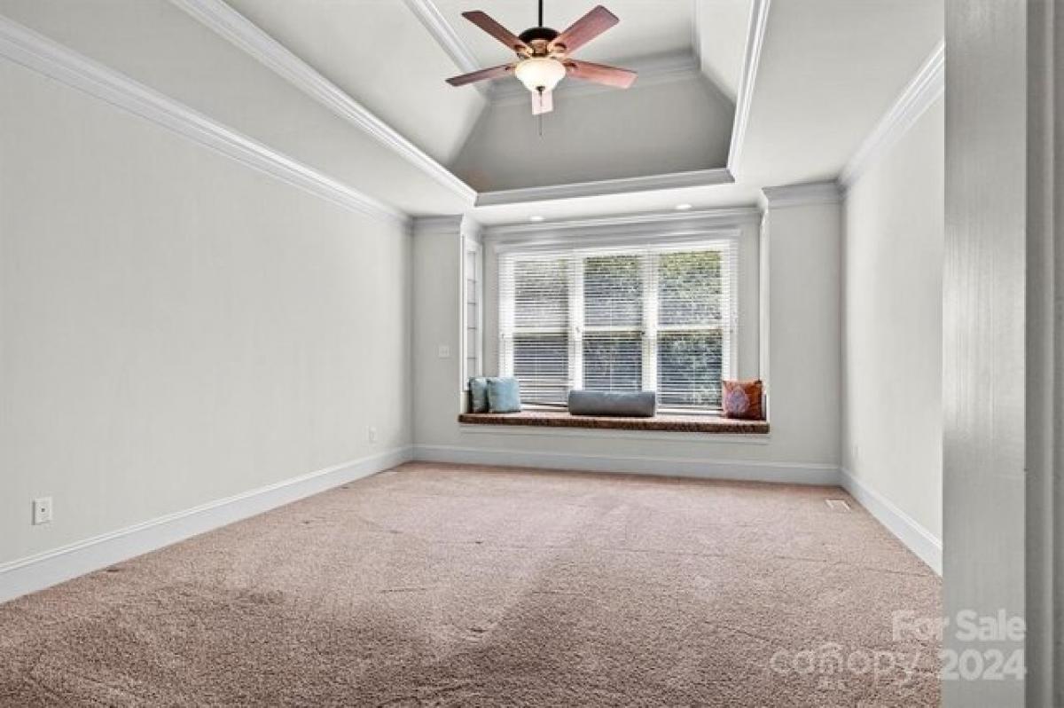 Picture of Home For Sale in Denver, North Carolina, United States