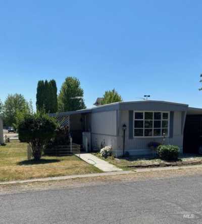Home For Sale in Hayden, Idaho
