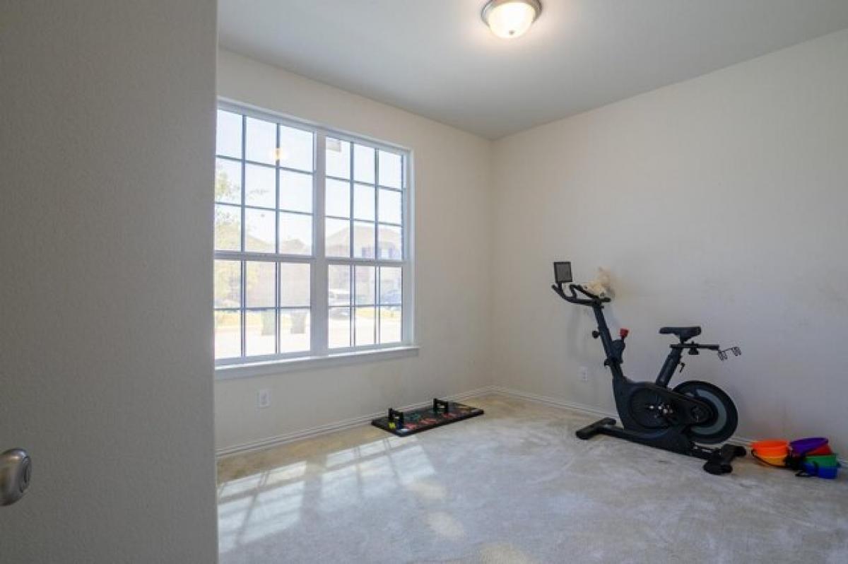 Picture of Home For Sale in Fate, Texas, United States