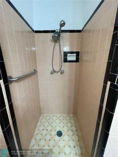 Home For Rent in Deerfield Beach, Florida