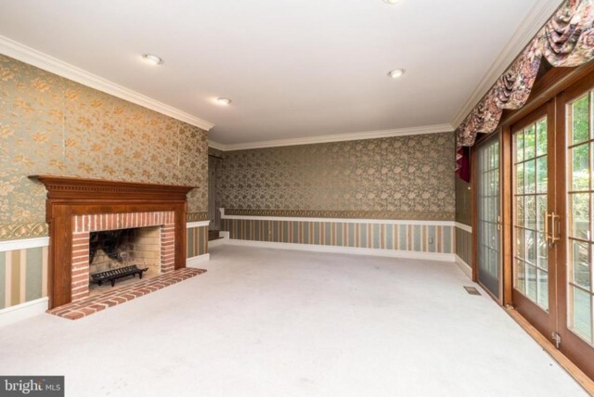 Picture of Home For Sale in Doylestown, Pennsylvania, United States