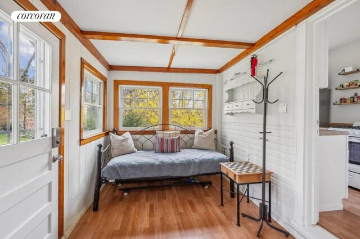 Picture of Home For Rent in Southampton, New York, United States