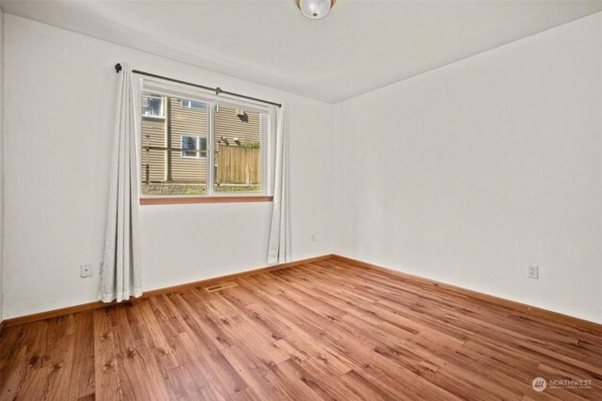 Picture of Home For Sale in Bellingham, Washington, United States