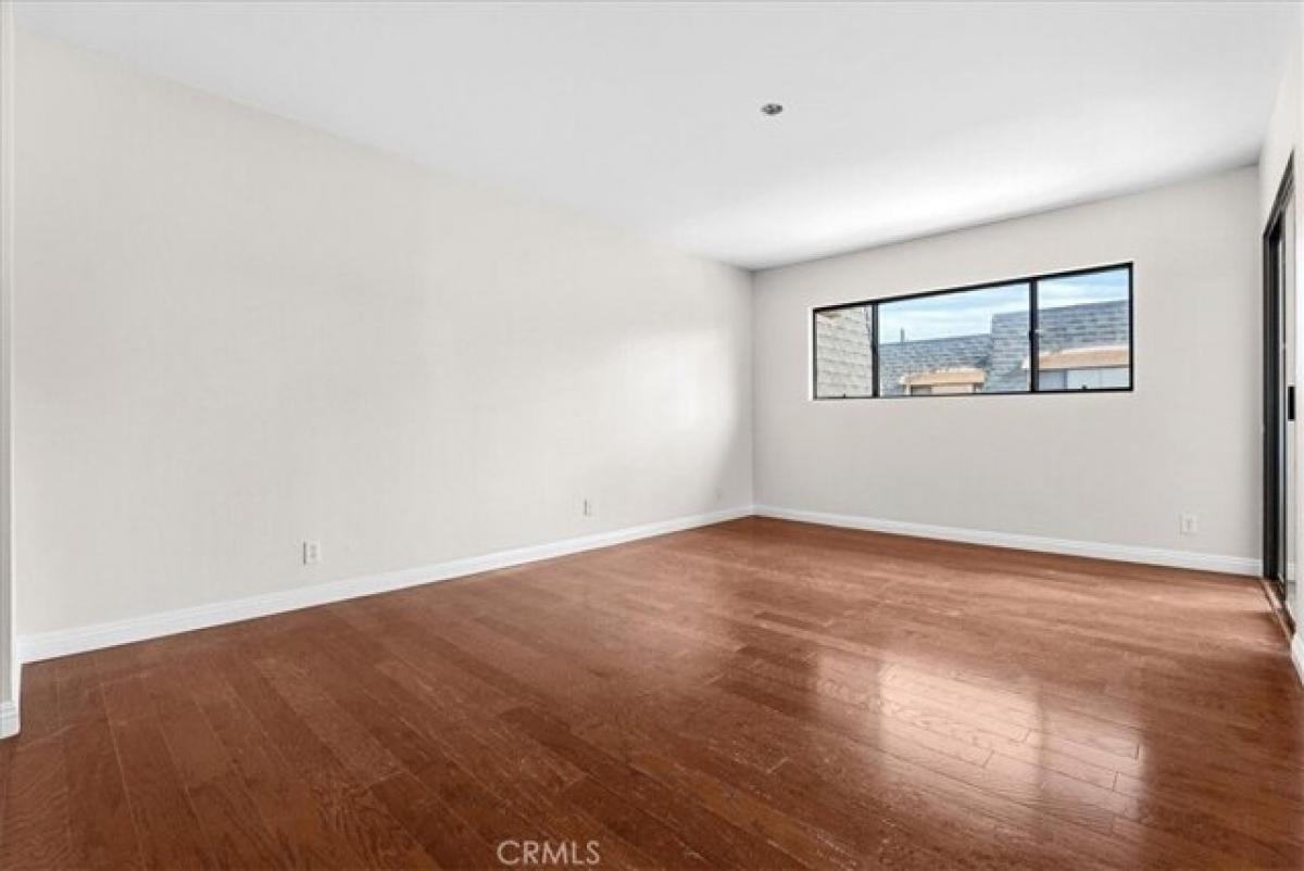 Picture of Home For Sale in Sherman Oaks, California, United States