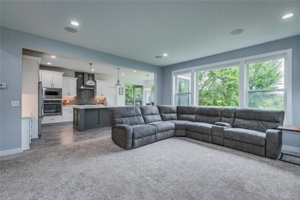 Picture of Home For Sale in Woodbury, Minnesota, United States