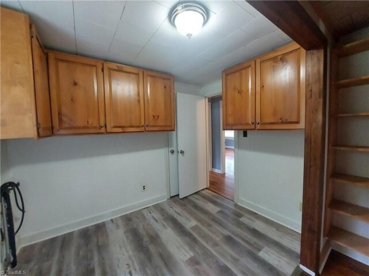 Picture of Home For Sale in Lexington, North Carolina, United States