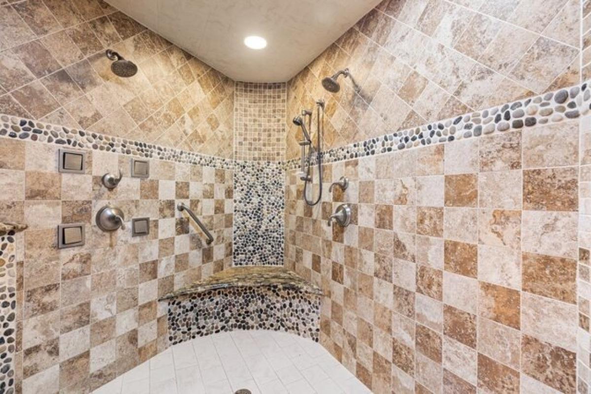 Picture of Home For Sale in Kerrville, Texas, United States