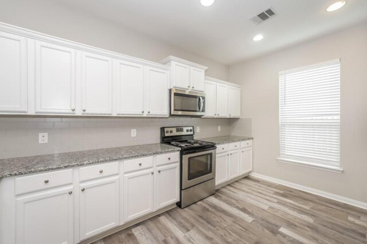 Picture of Home For Sale in Crowley, Texas, United States