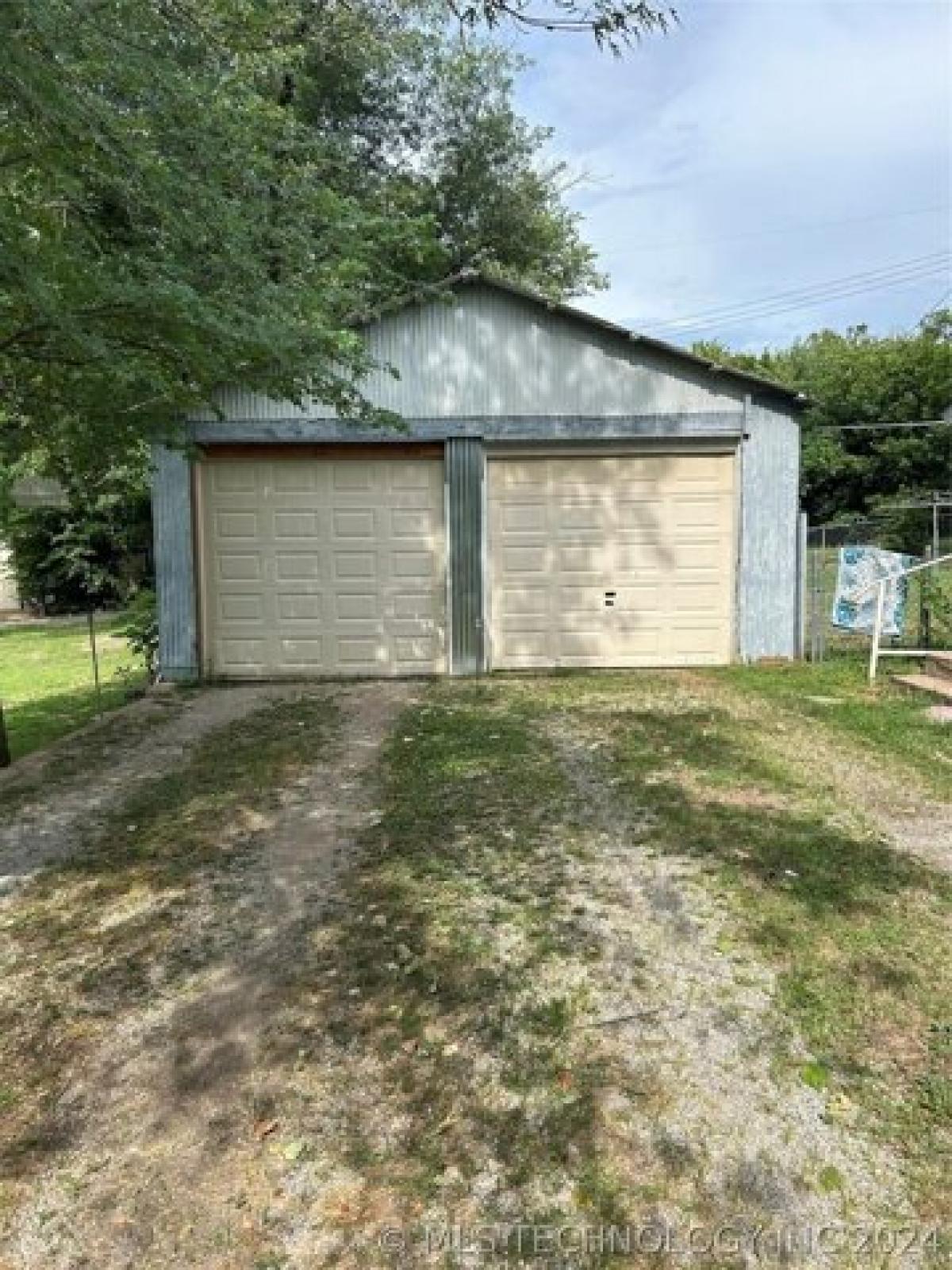 Picture of Home For Sale in Pawhuska, Oklahoma, United States