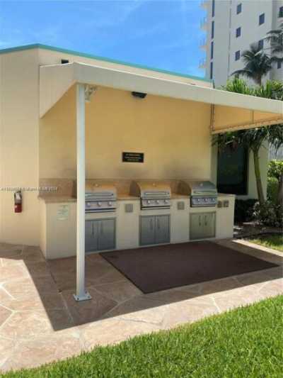 Home For Rent in Riviera Beach, Florida