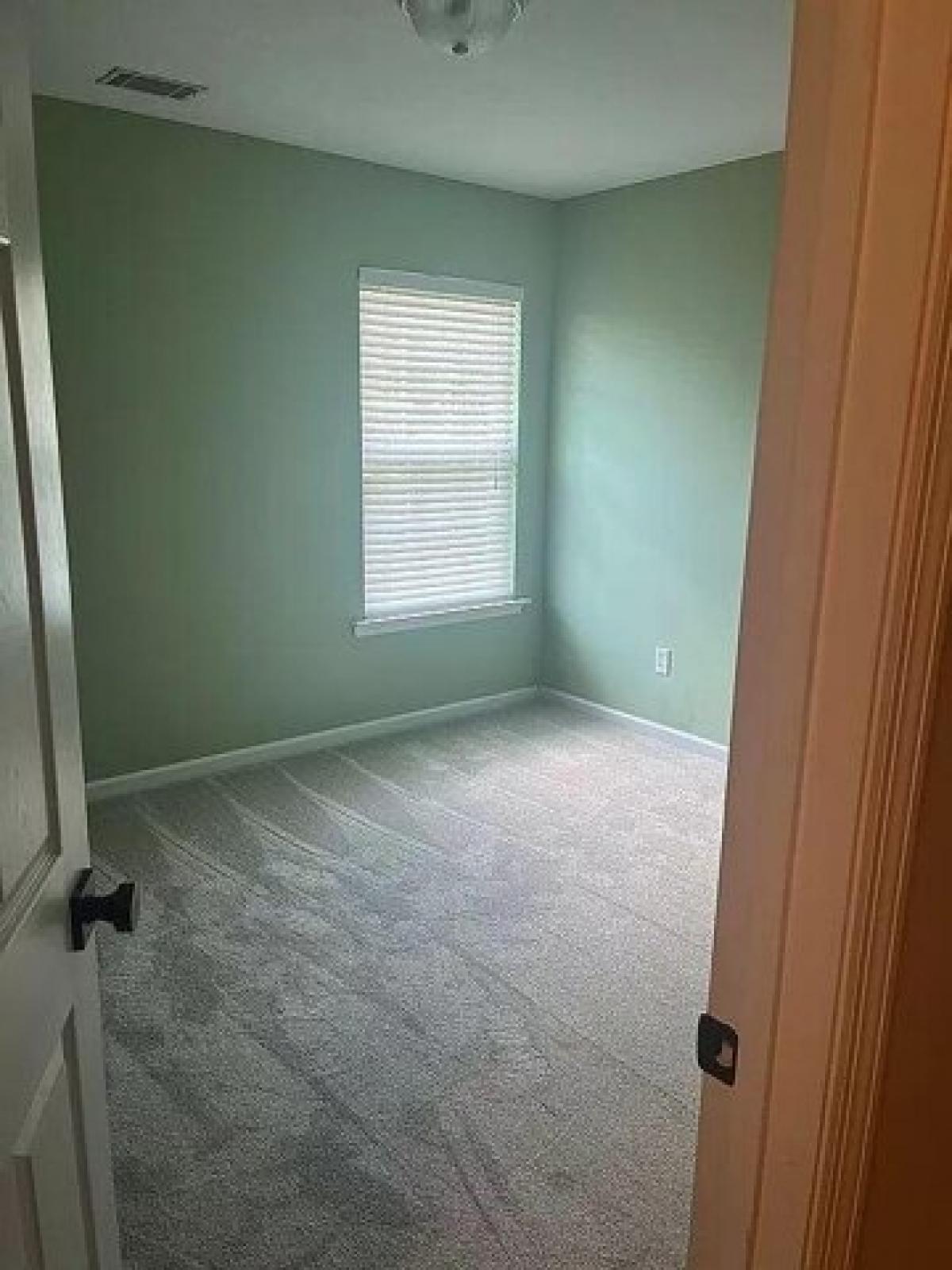 Picture of Home For Sale in North Augusta, South Carolina, United States