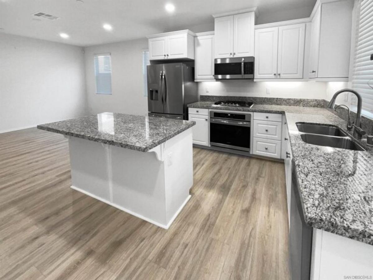 Picture of Home For Sale in Vista, California, United States