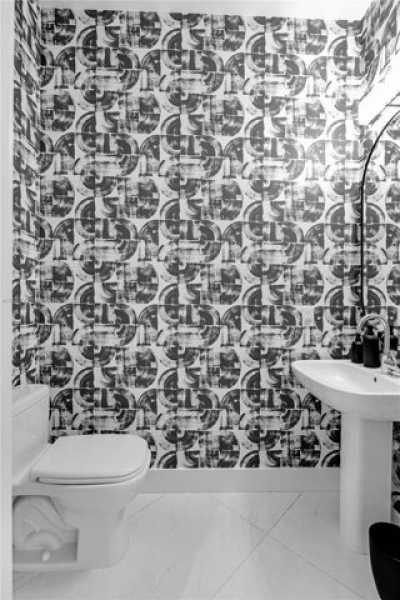 Home For Sale in Coral Gables, Florida