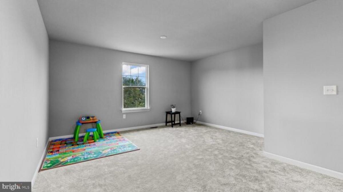 Picture of Home For Sale in Carlisle, Pennsylvania, United States