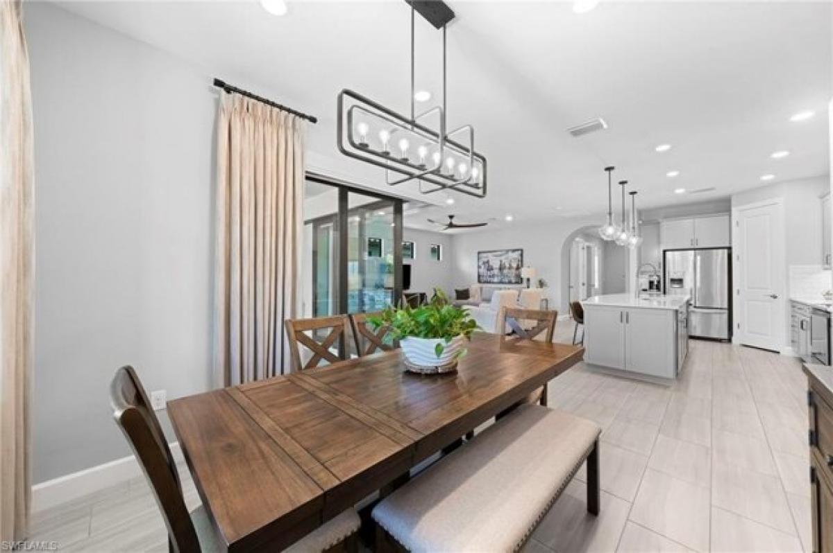 Picture of Home For Sale in Estero, Florida, United States