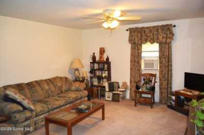 Home For Sale in Saratoga Springs, New York