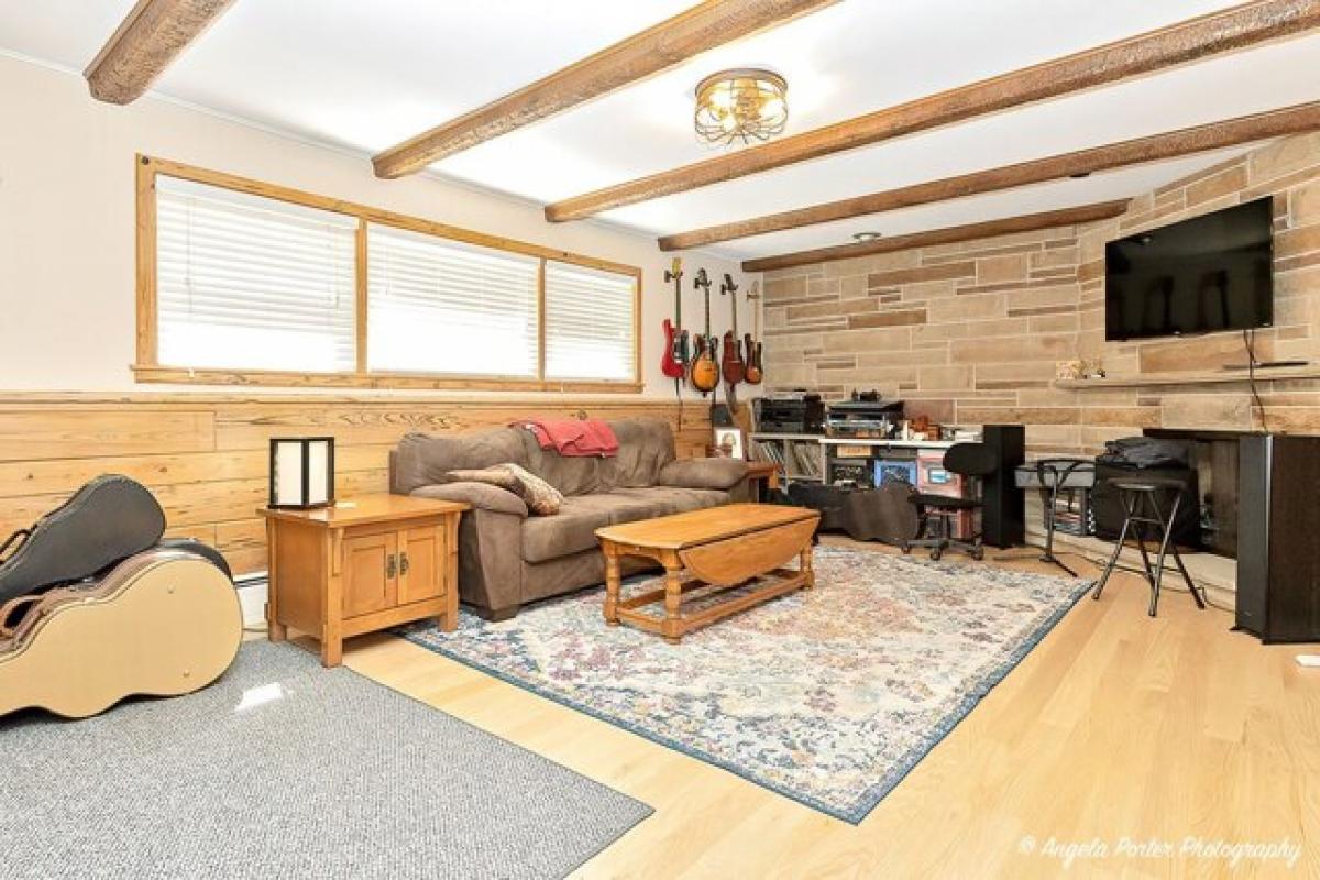 Picture of Home For Sale in Arlington Heights, Illinois, United States