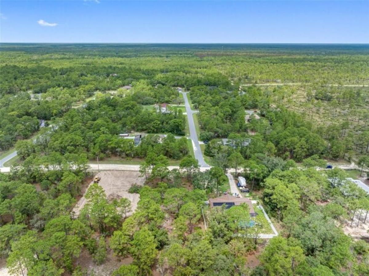 Picture of Residential Land For Sale in Weeki Wachee, Florida, United States