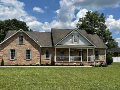 Home For Sale in Tullahoma, Tennessee