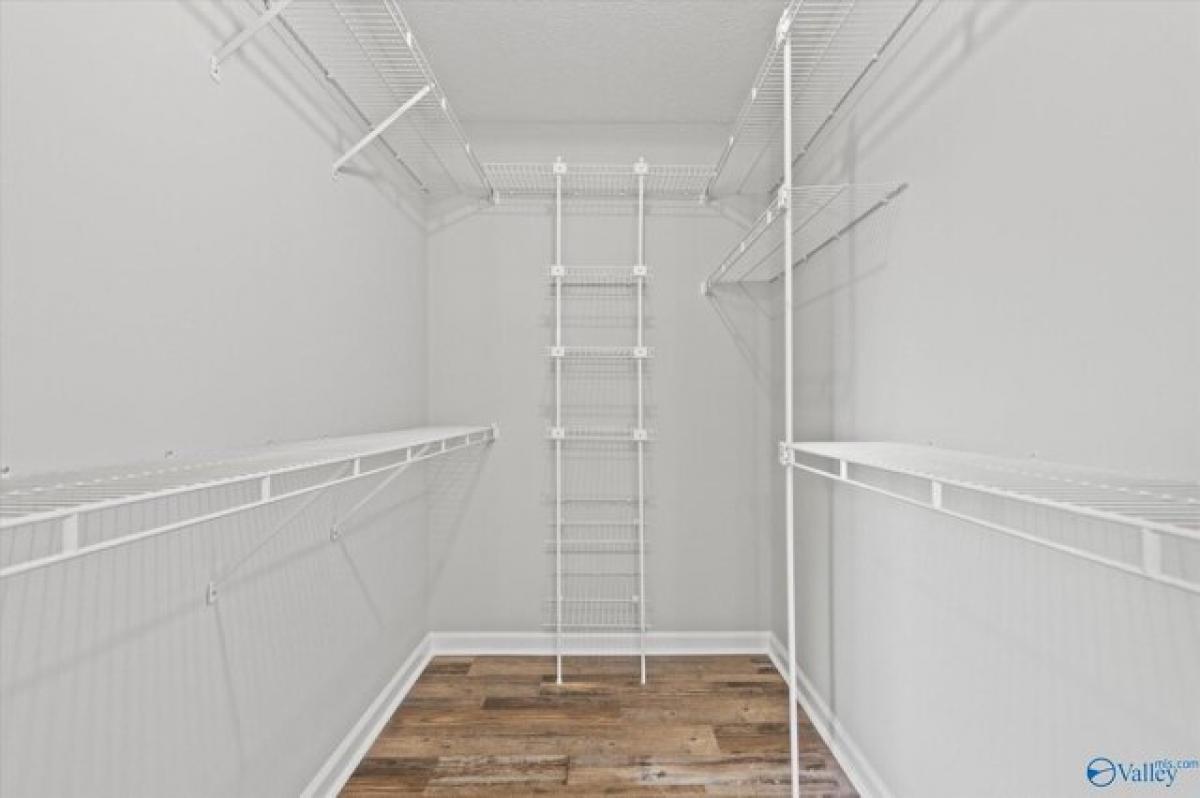 Picture of Home For Sale in Athens, Alabama, United States